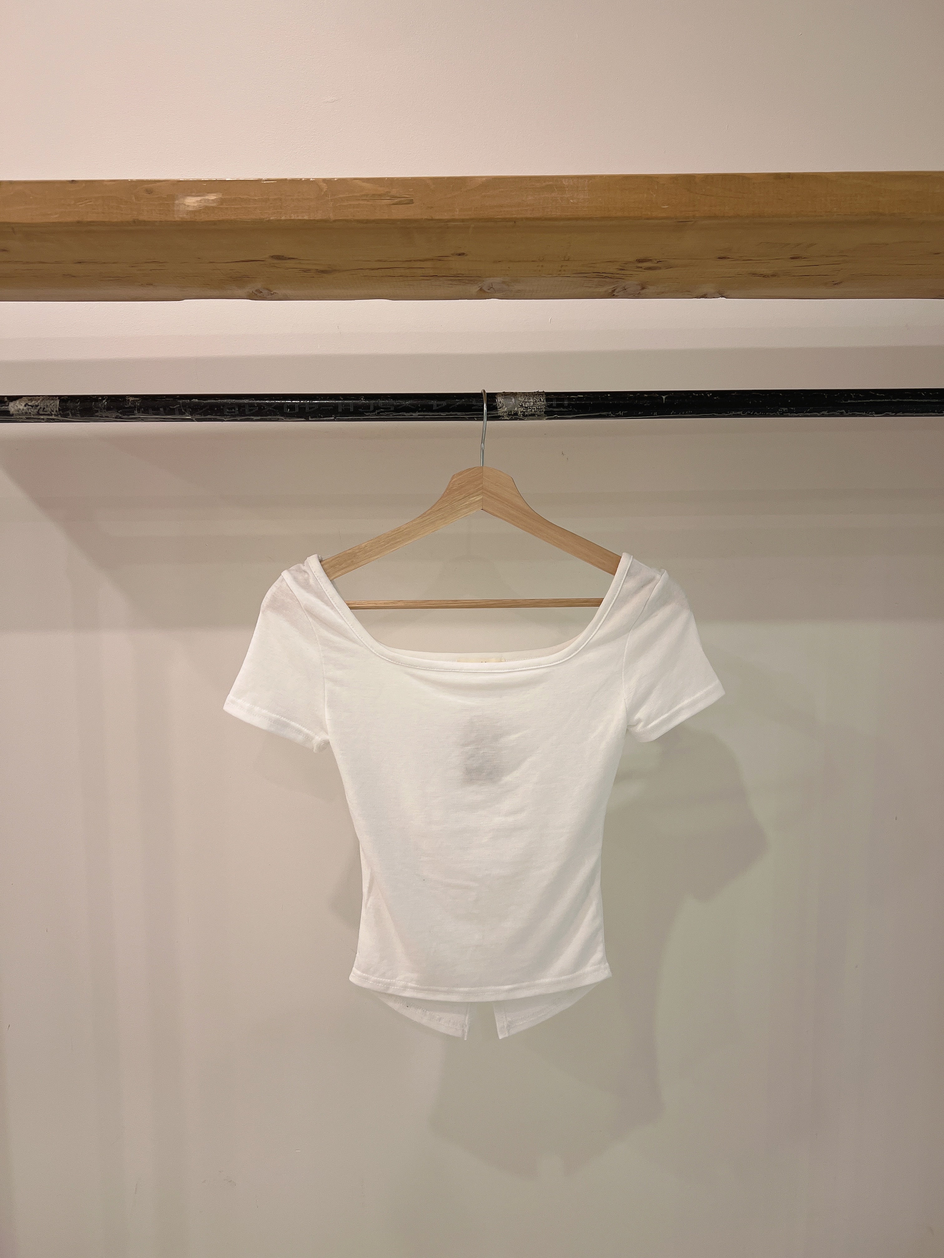 CONNECT Split-back tee - Image 10
