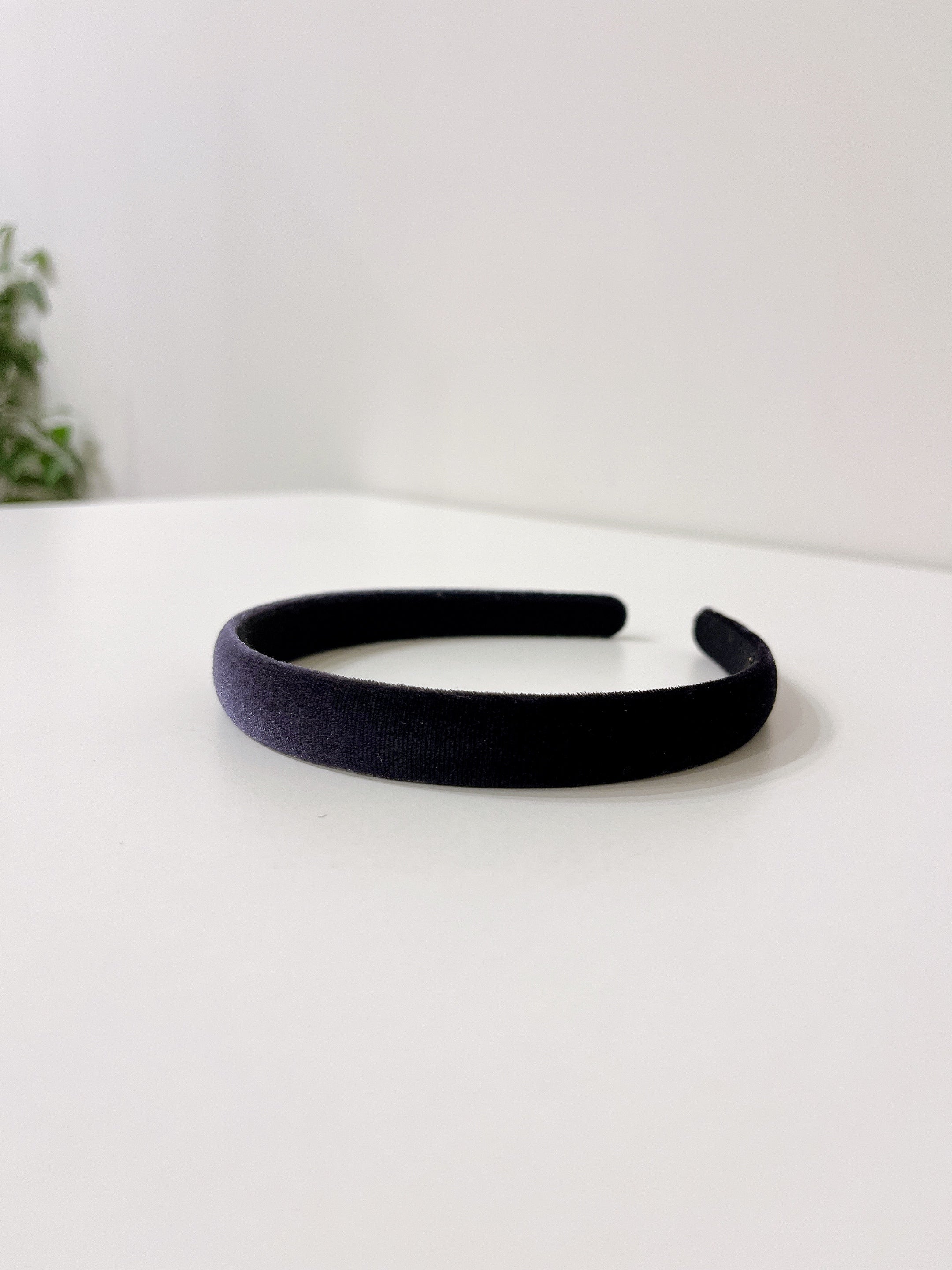 DANG Velvet headband - Image 3