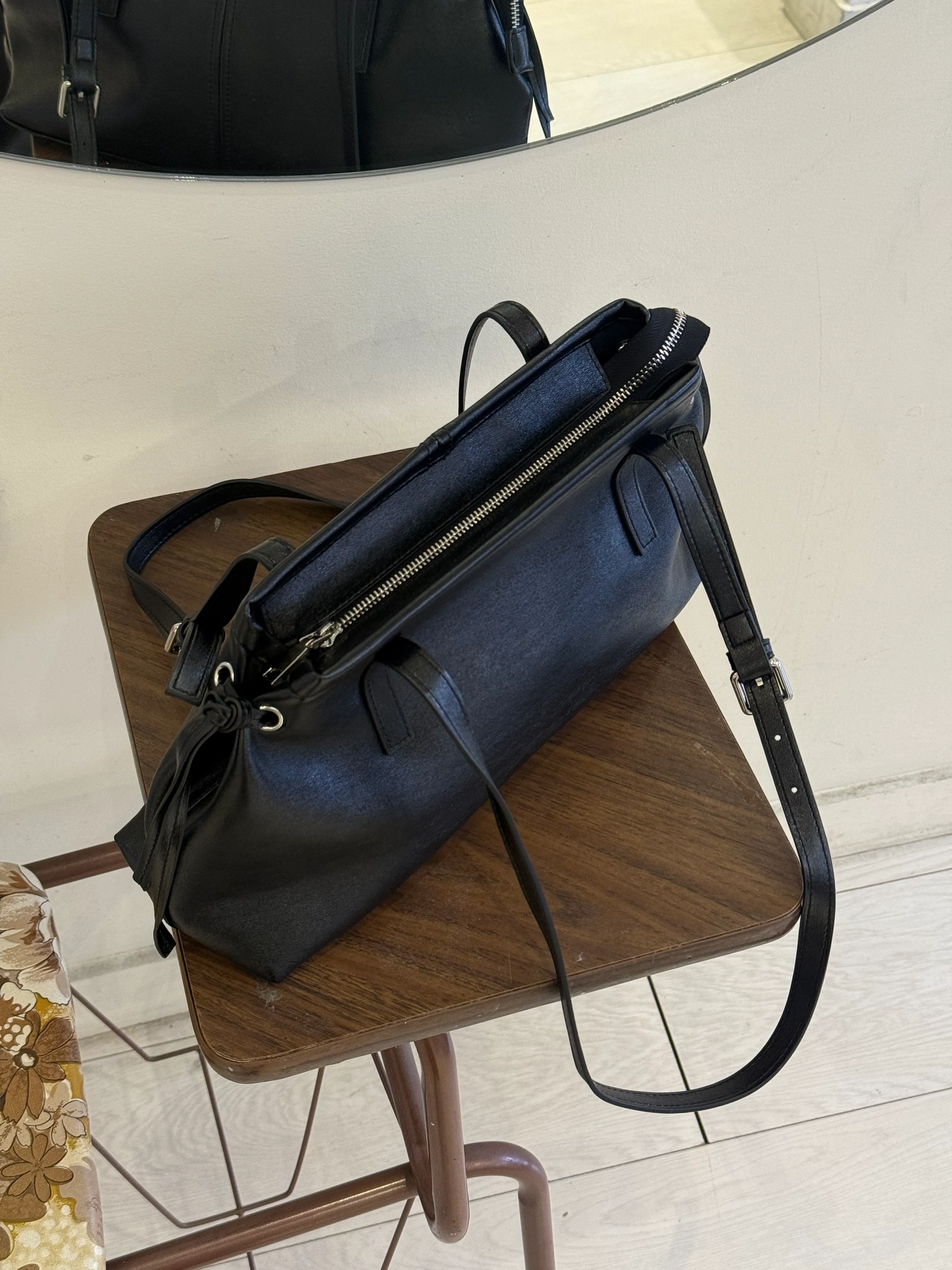 FISHER Bag - Image 3