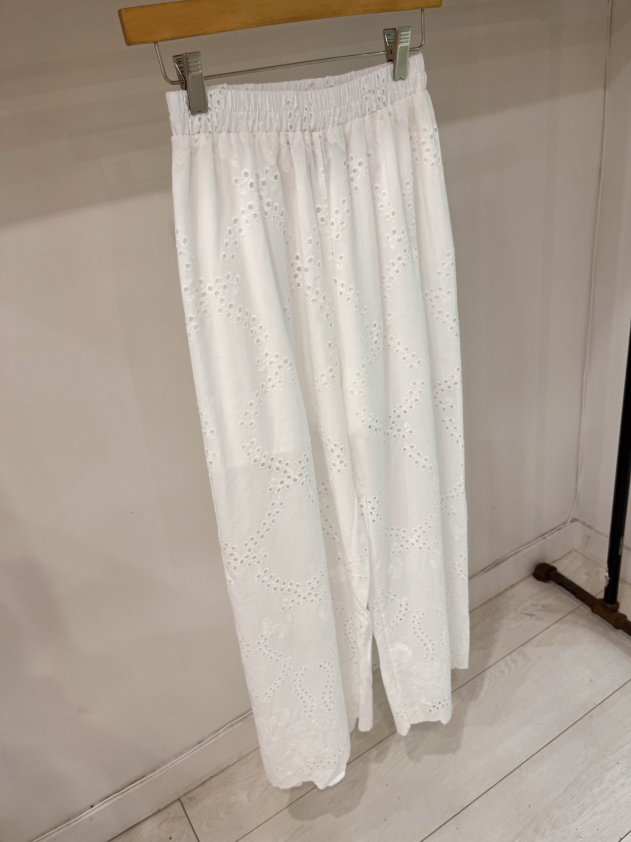 KALIA Embroidery pants - Image 16