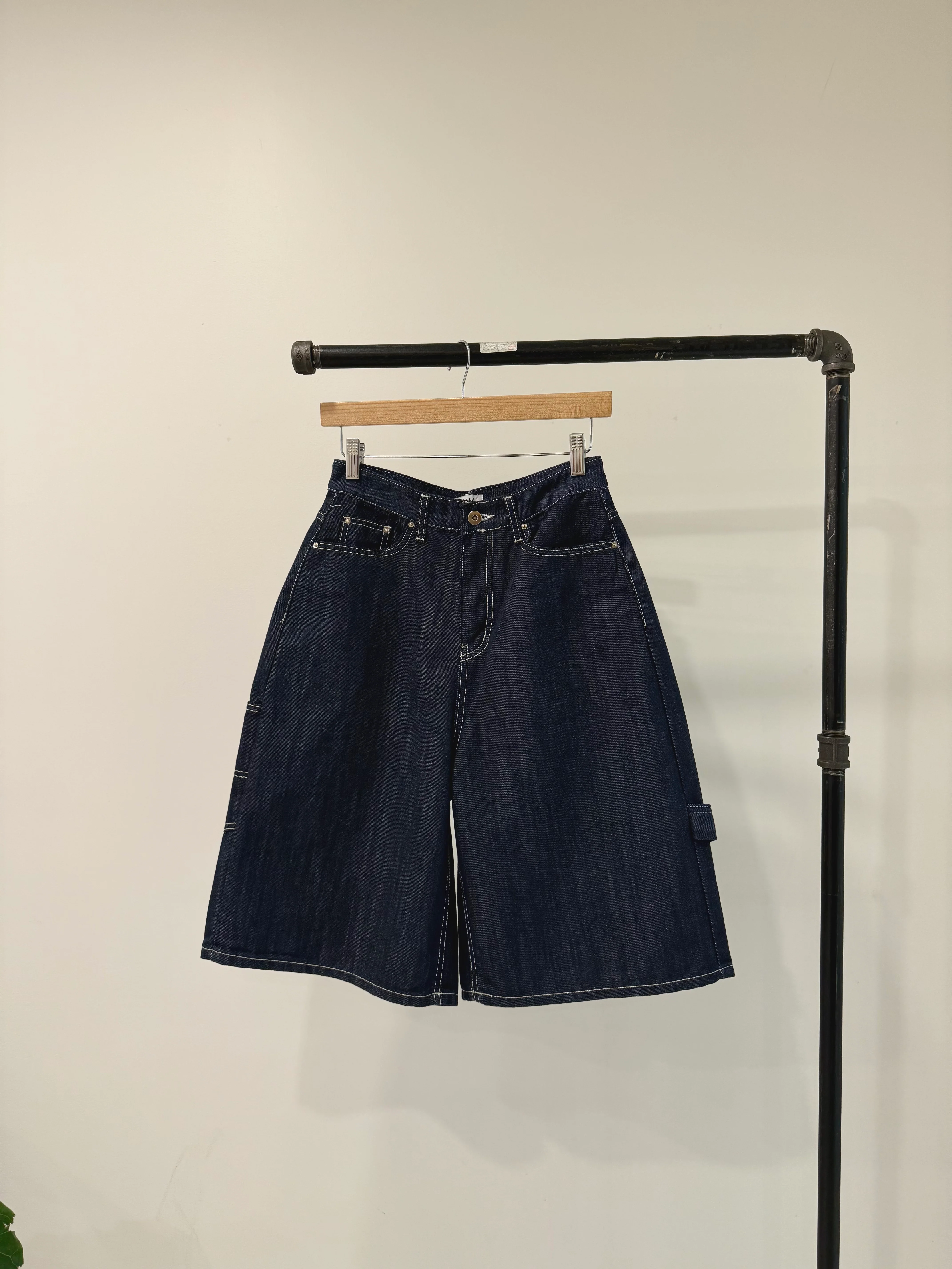 KIVO Baggy Shorts - Image 8