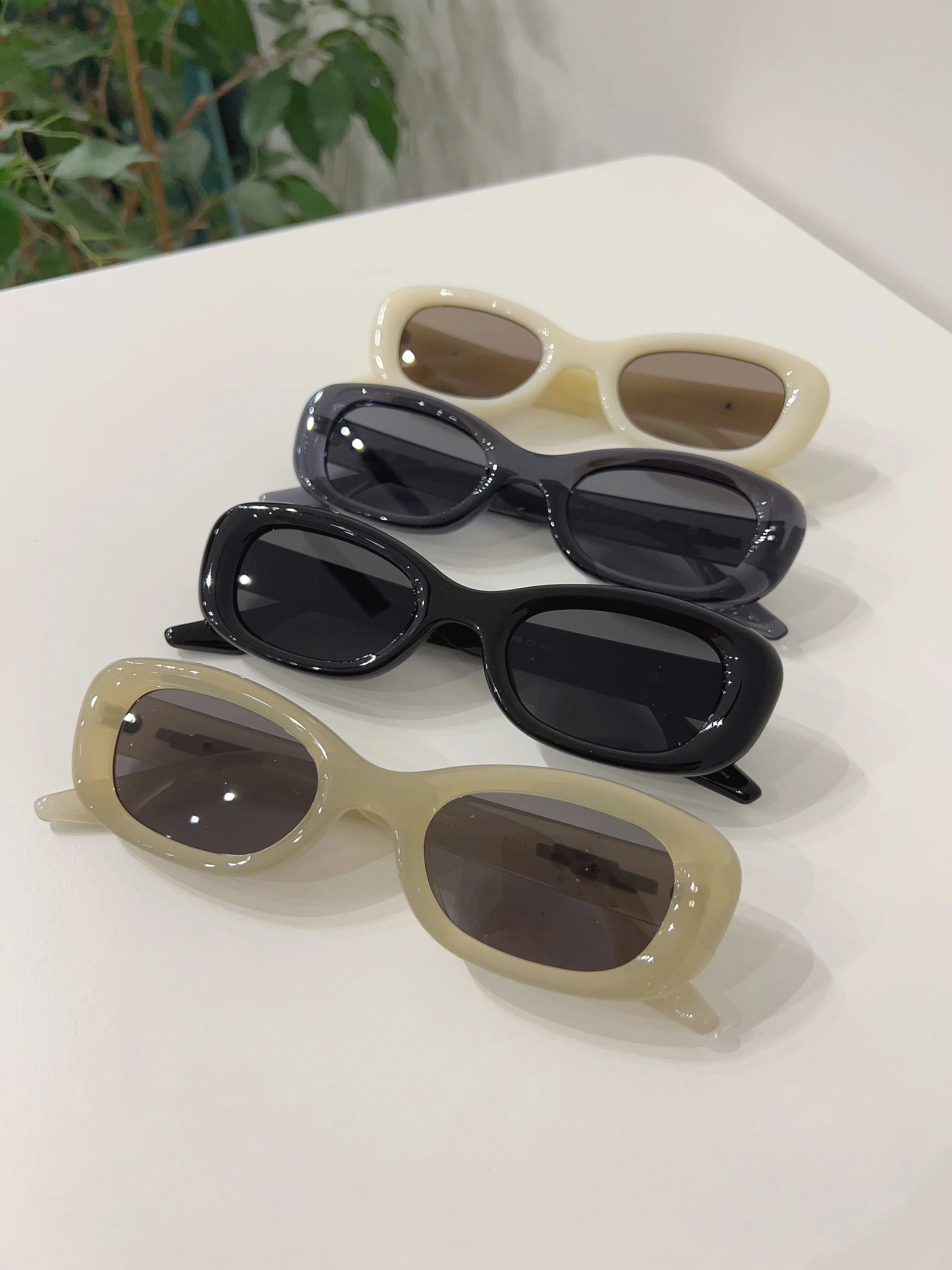 LILO Rectangular sunnies - Image 5