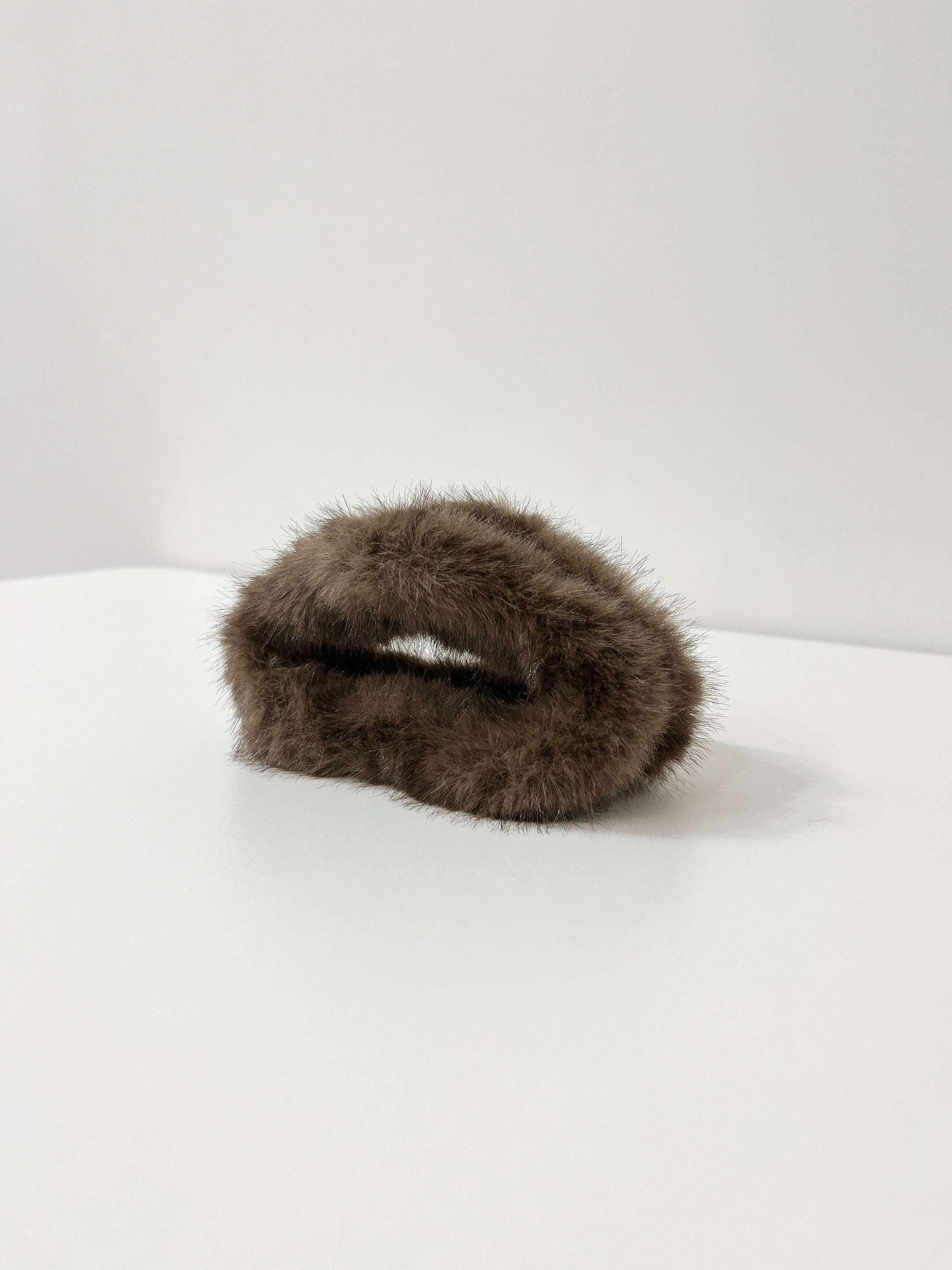 LORY Furry Cair claw - Image 10