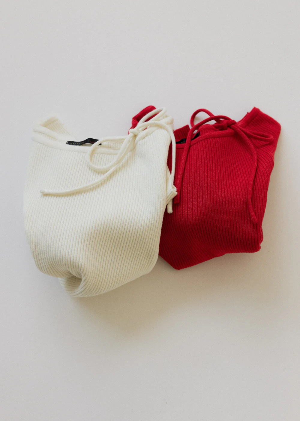 MELO Tie shoulder knit top - Image 22