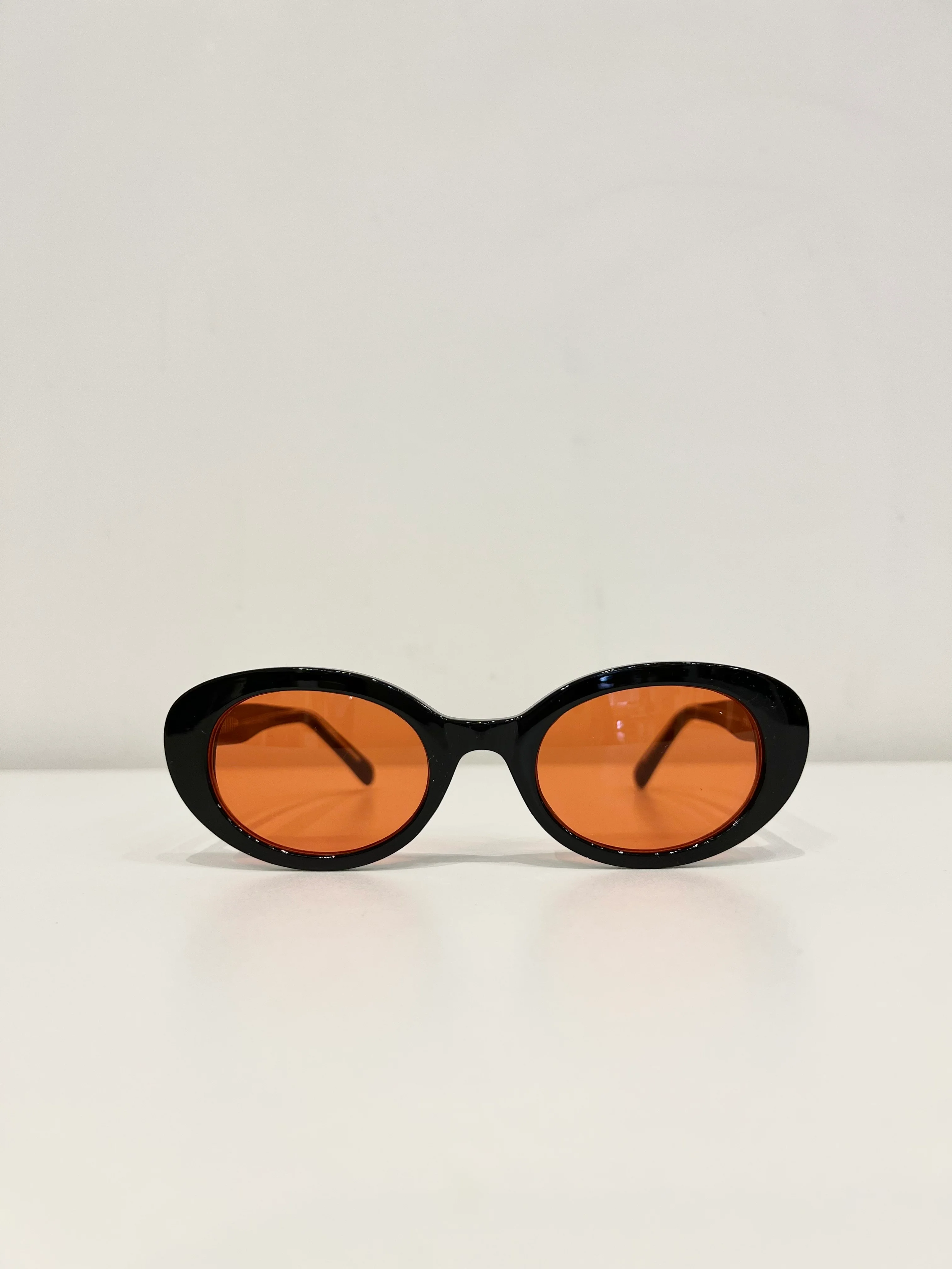 MIA Oval sunglasses - Image 8