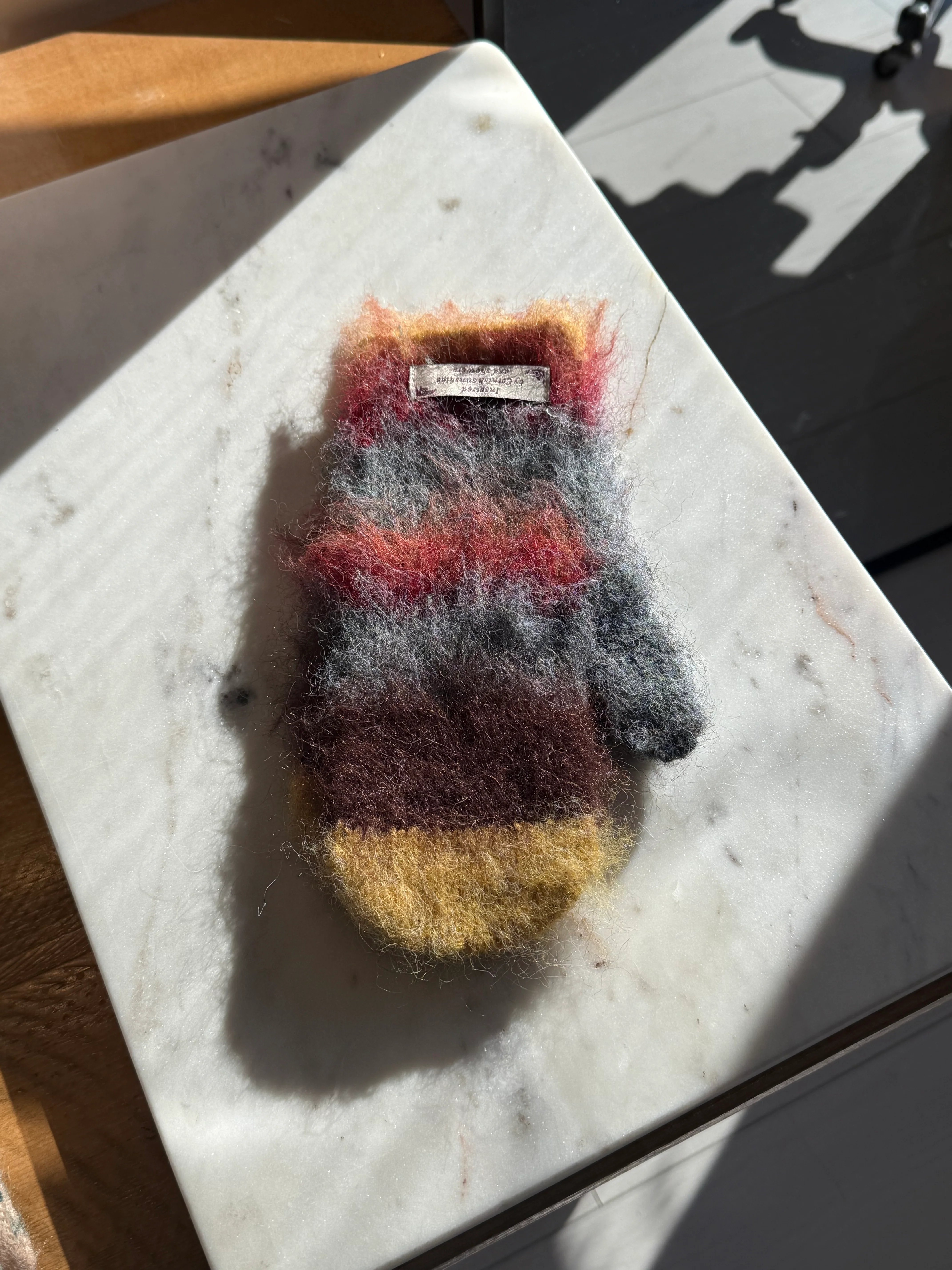 GINJA Fuzzy mittens - Image 7