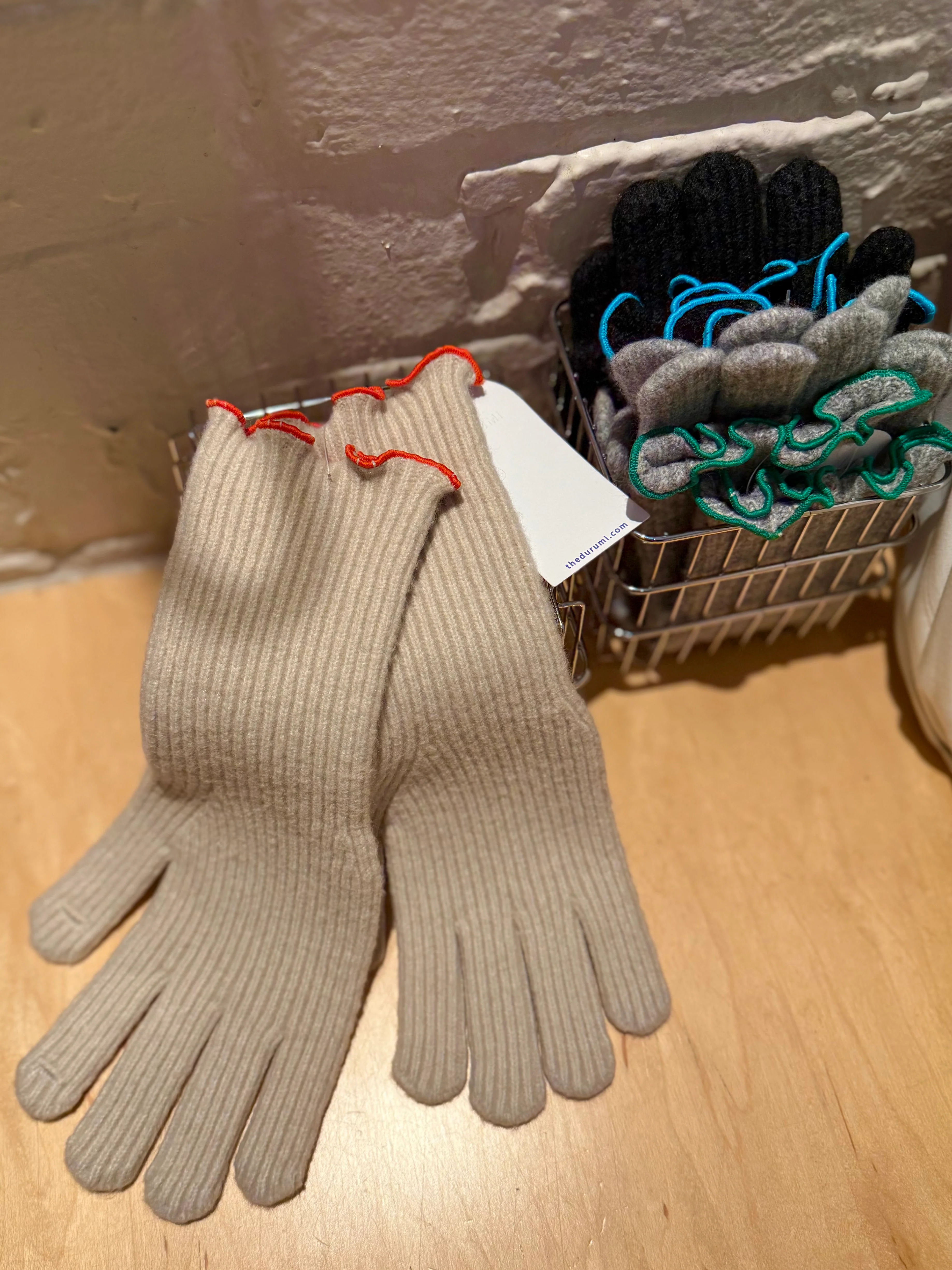OVER Lettuce hem gloves - Image 10