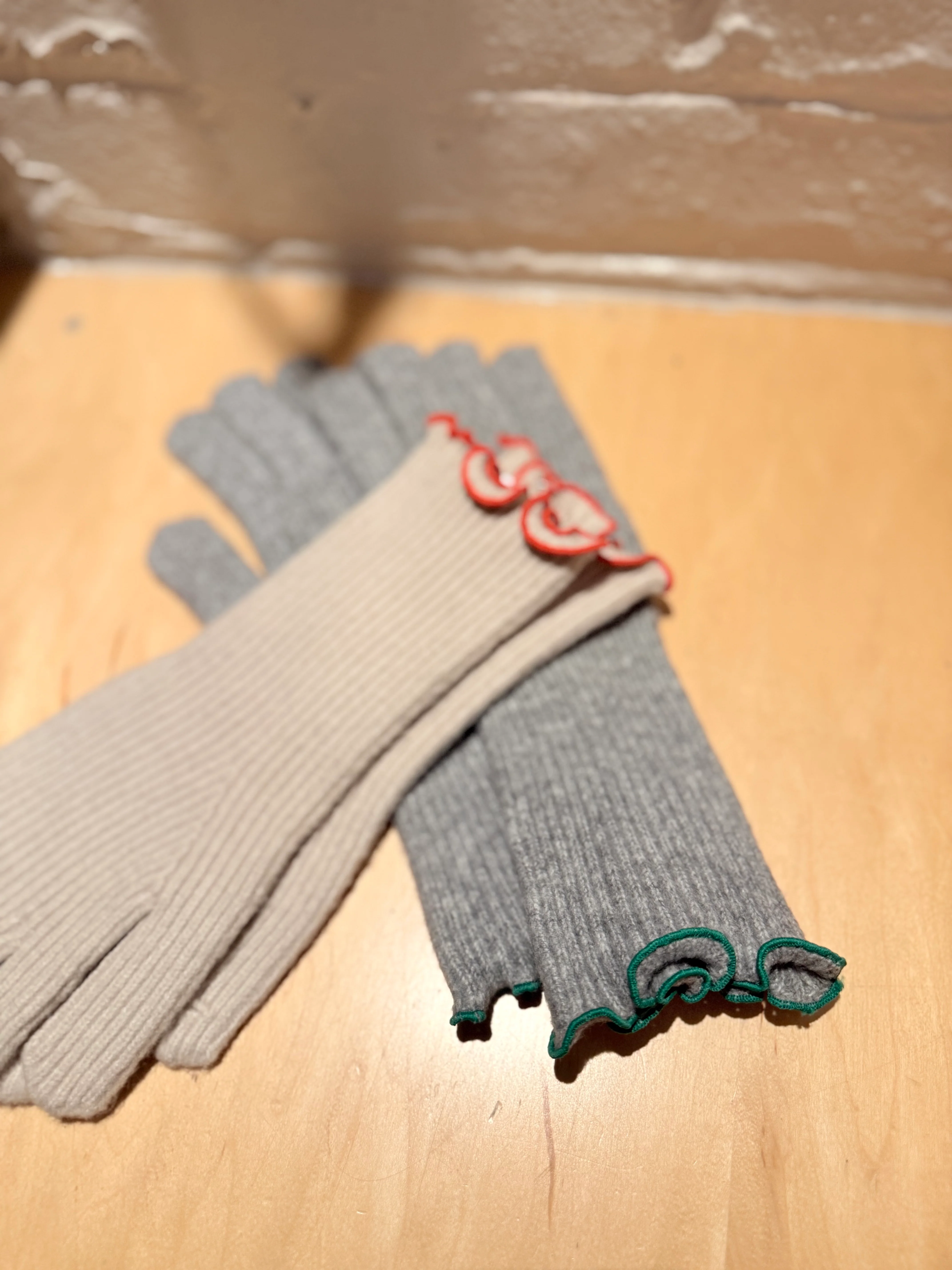 OVER Lettuce hem gloves - Image 7