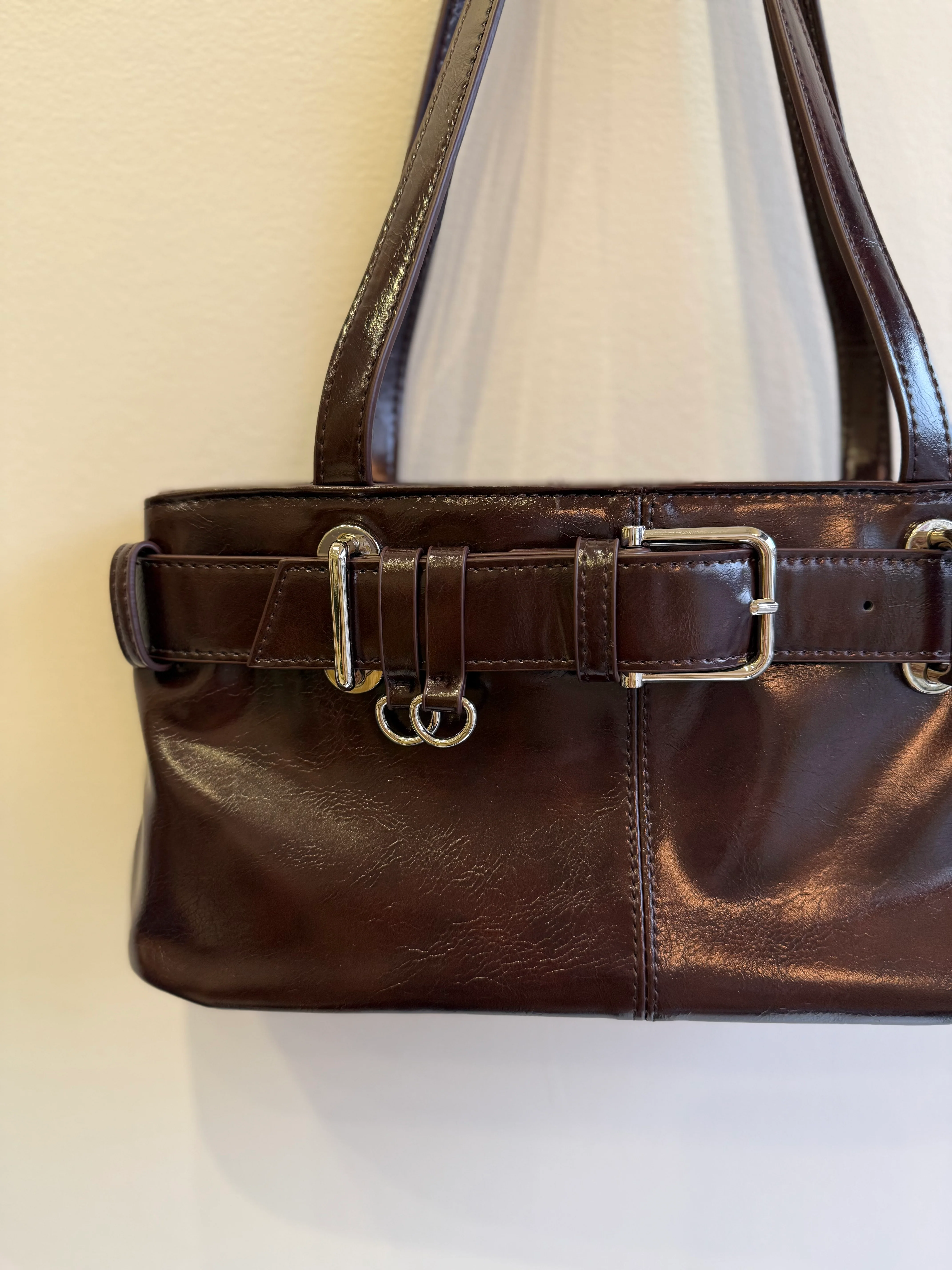QUEST Belted shoulder bag - Image 11