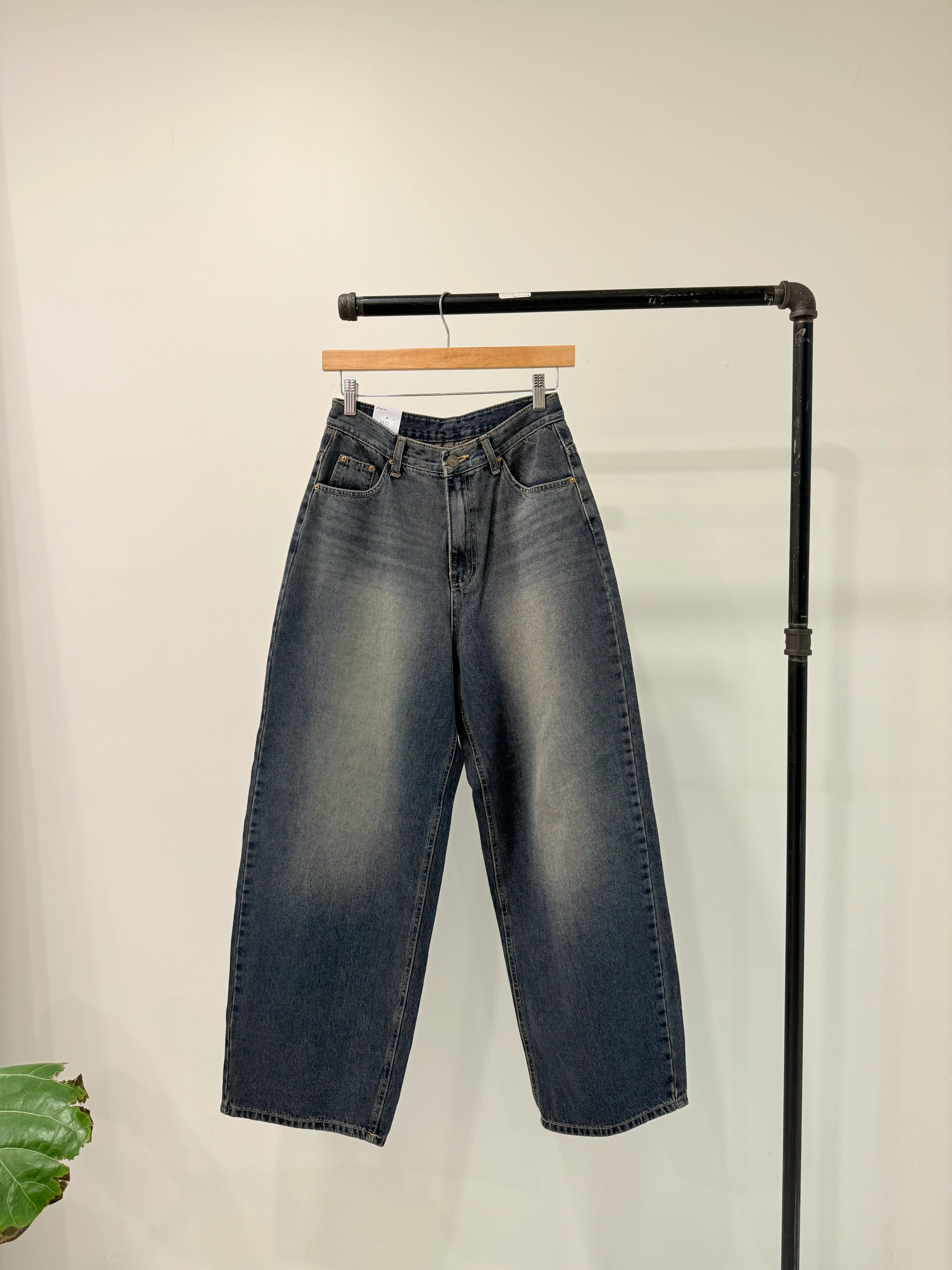 REY Acid washed baggy jeans - Image 2
