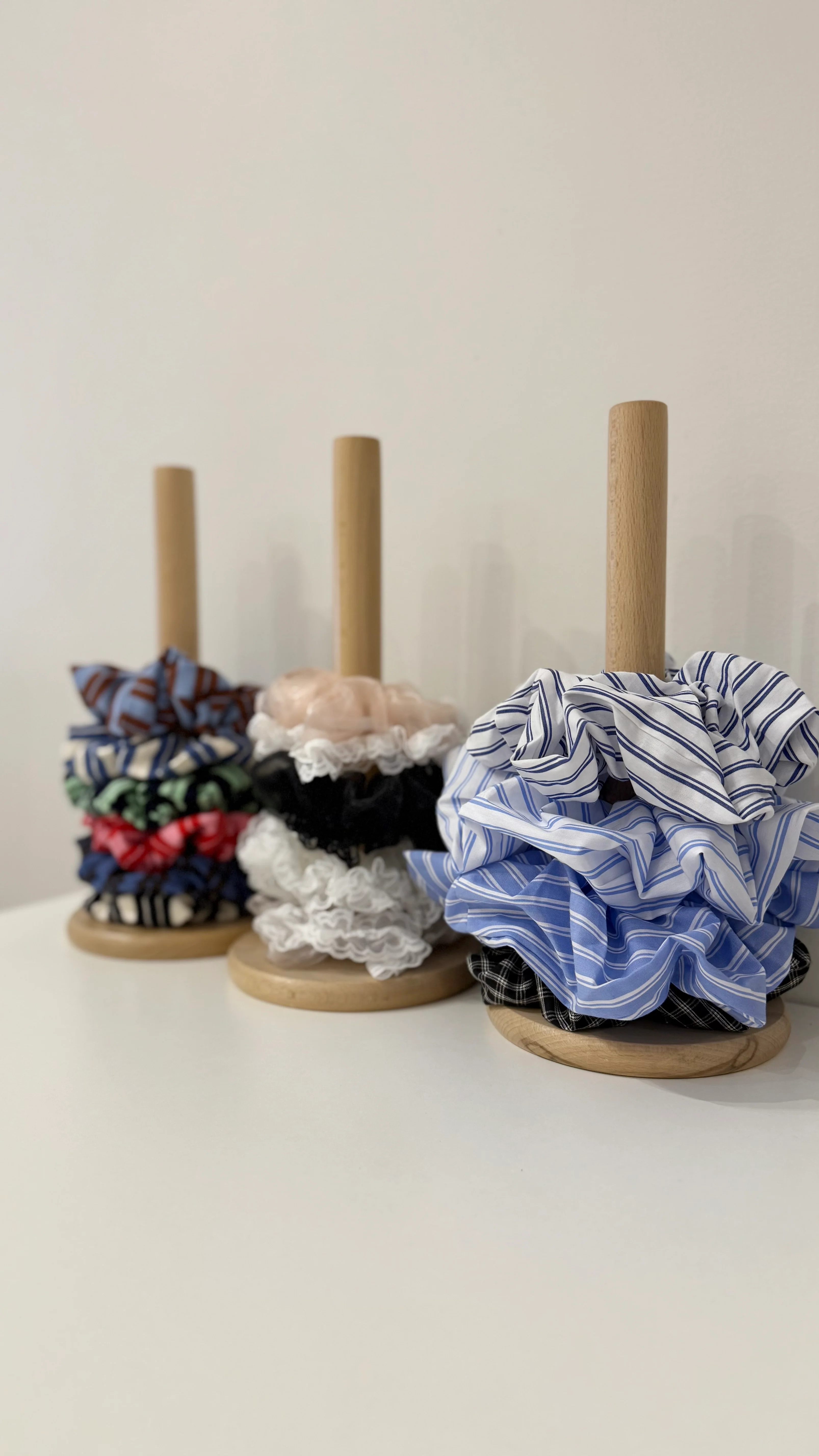 SENTY Stripe scrunchies - Image 13
