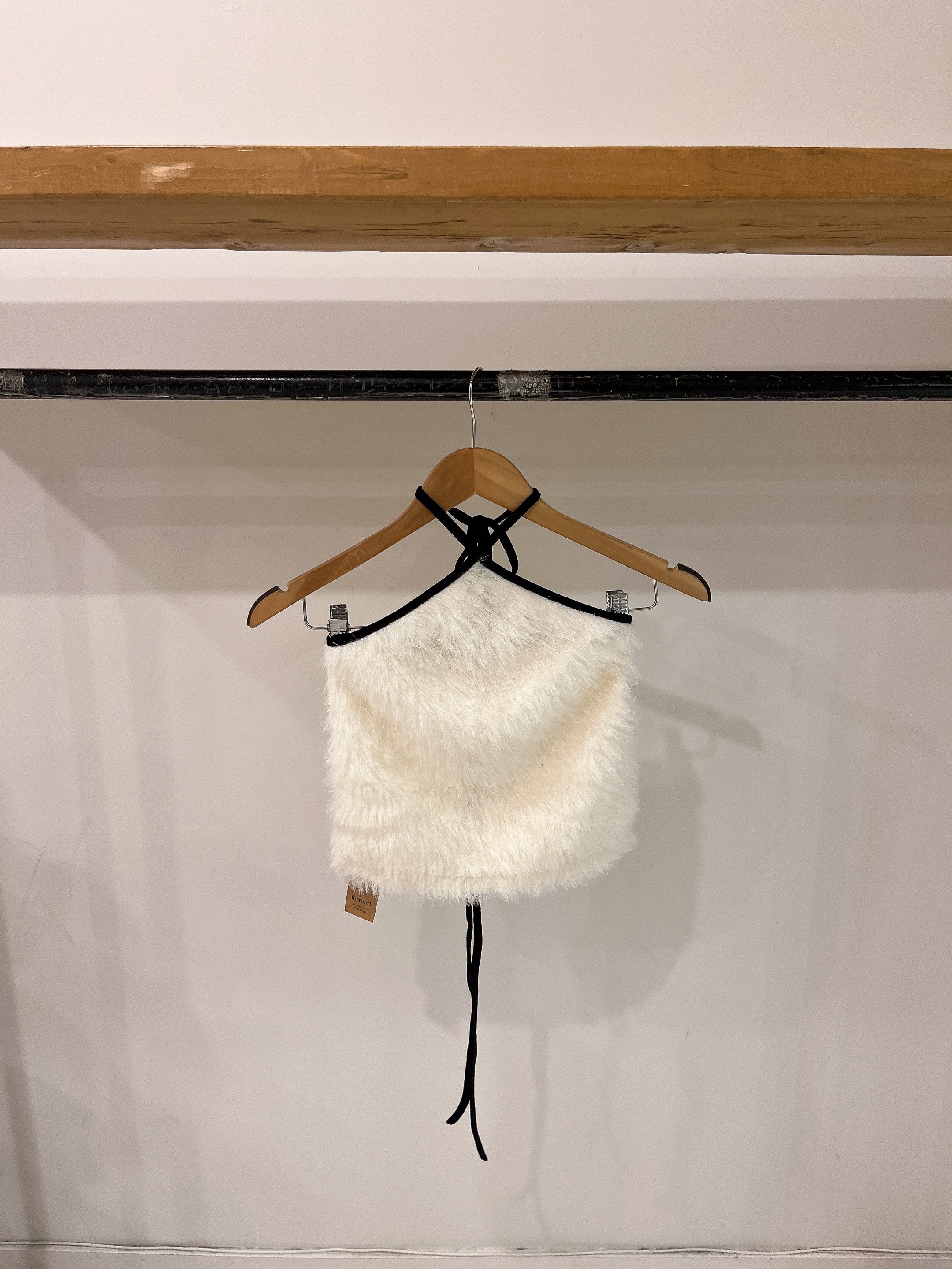 ZOE Fur halter top - Image 15